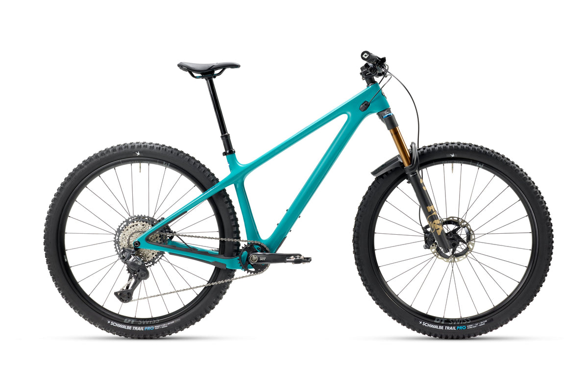 Yeti ARC T-Series XT Di2 2027 – Turq – carbon wheels