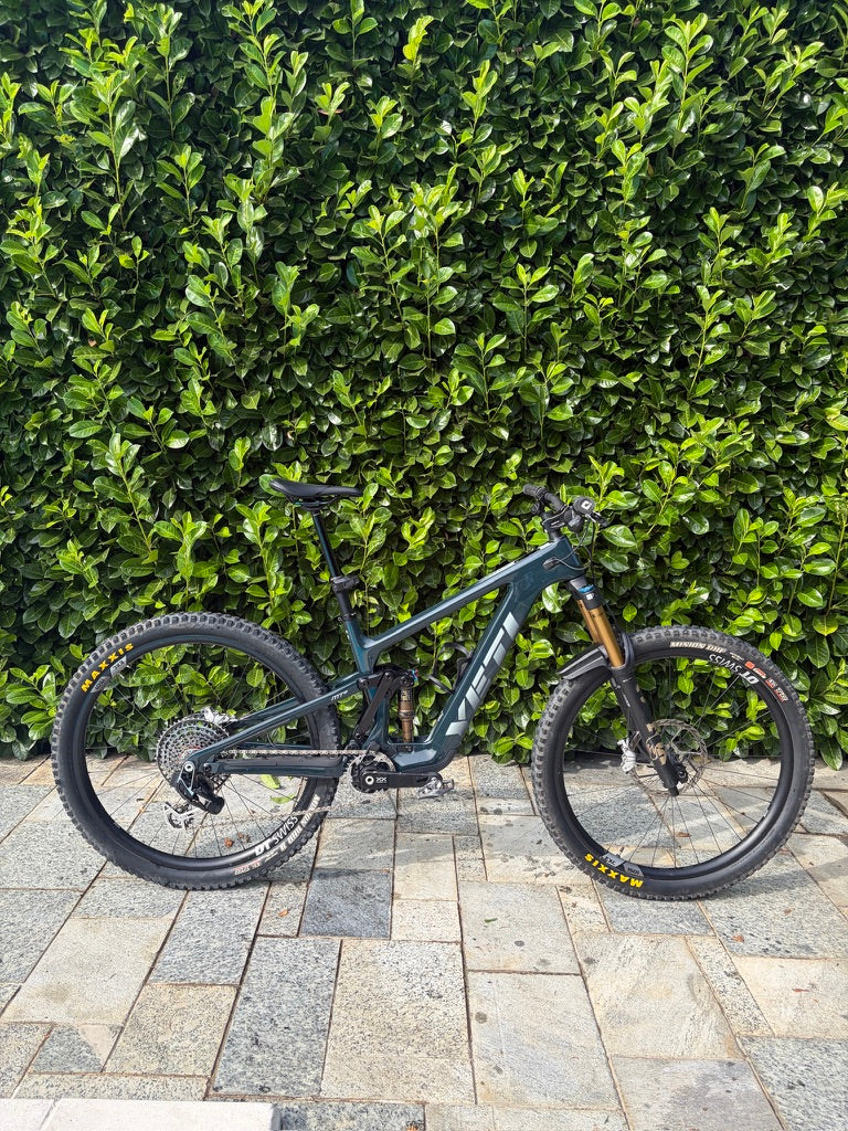 MTe | MD Midnight T4 - EX Demo