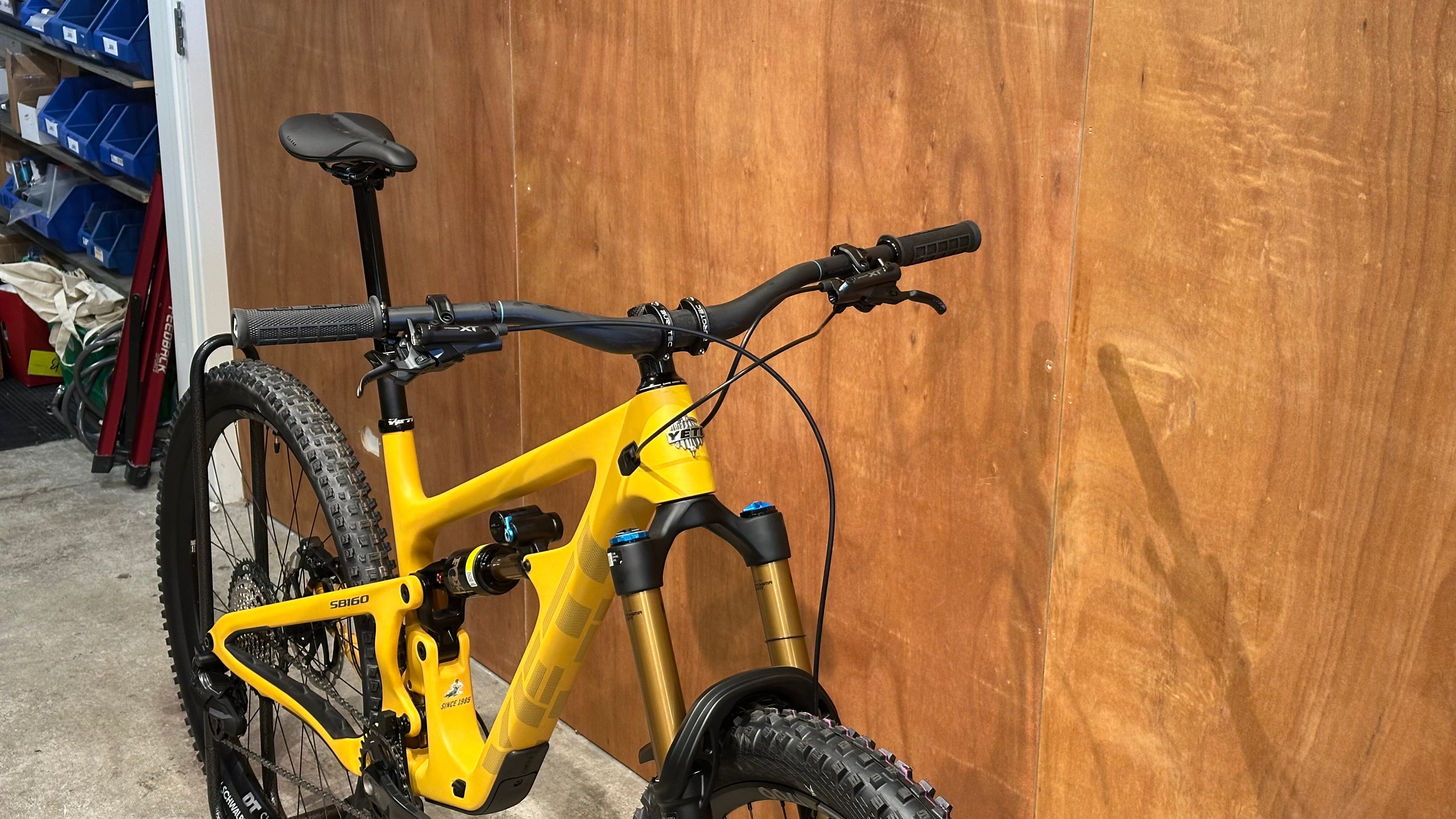 SB160 T-SERIES | MD MUSTARD T1 XT DI2