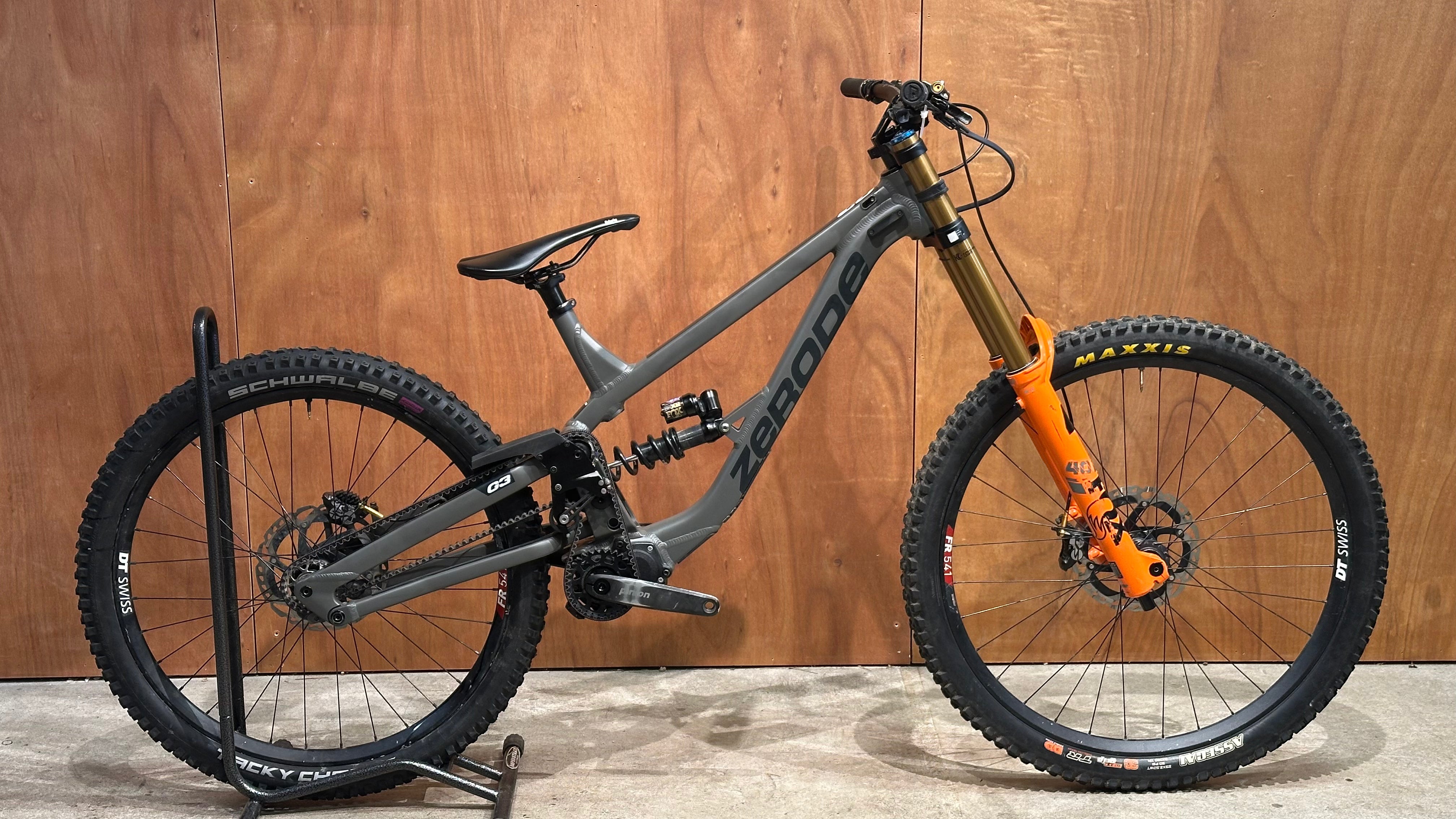 Zerode G3 DH Bike (BRAND NEW FRAME)