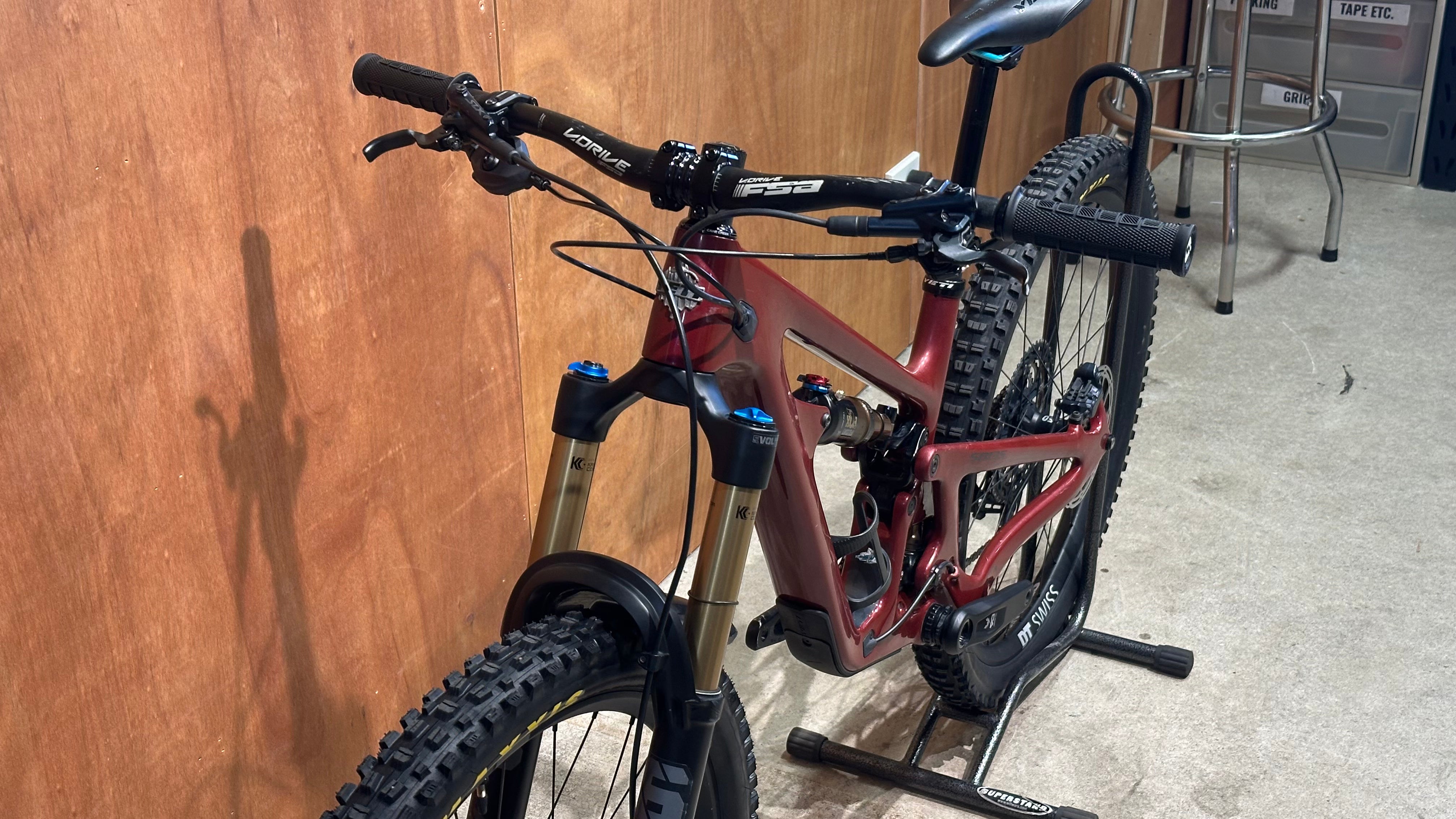 SB135 T-Series | SM Cherry