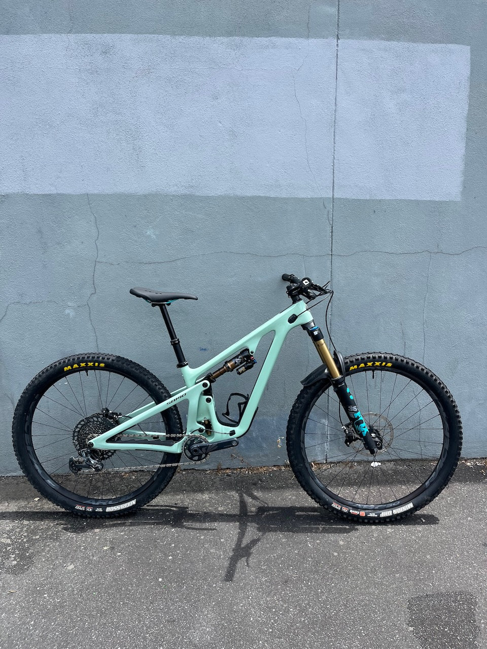 YETI SB140 EX DEMO - SMALL SAGE