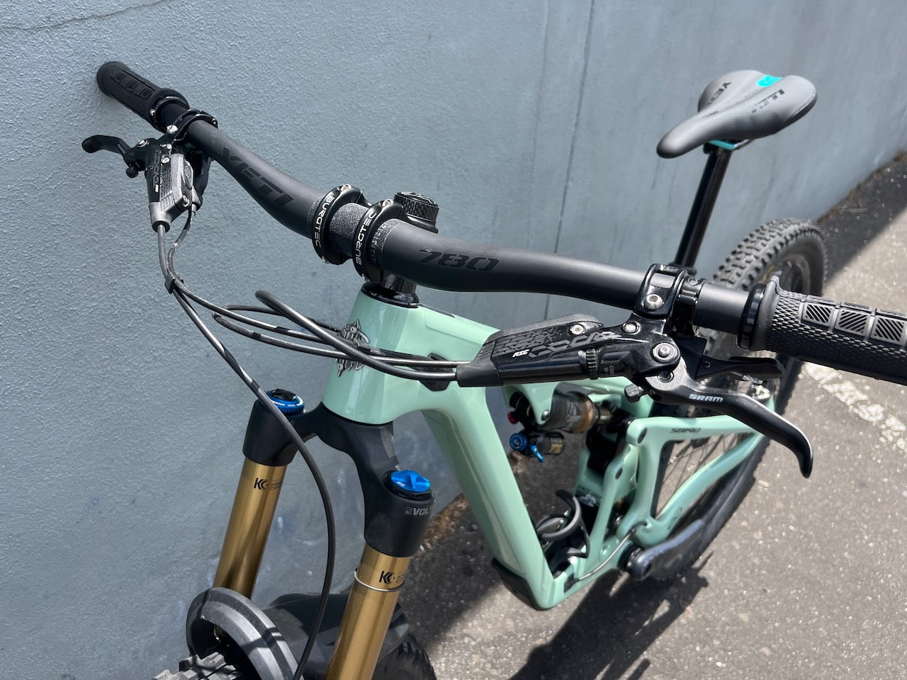 YETI SB140 EX DEMO - SMALL SAGE