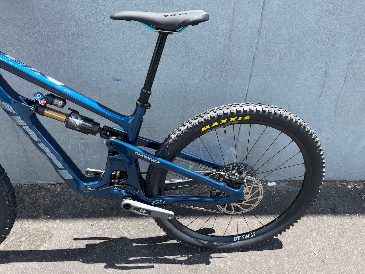 YETI SB160 C-SERIES | COBALT 2024 CLEARANCE