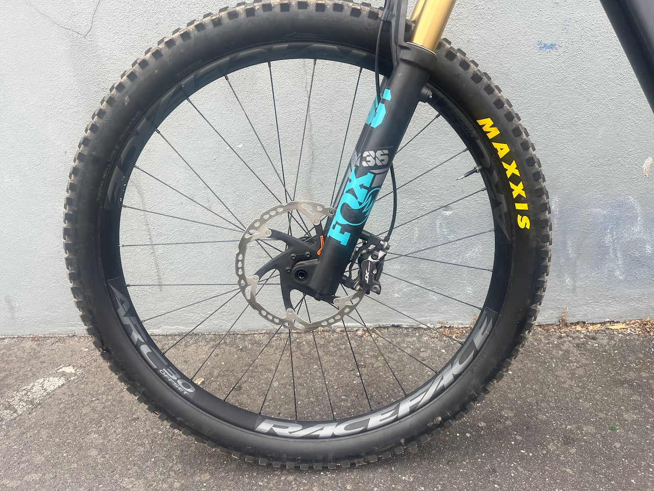 YETI SB140 29 C-SERIES | MD RAW T1 F