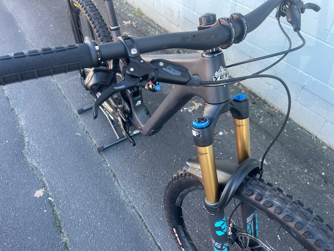 YETI SB140 T-SERIES LARGE RAW T3