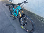 SB135 T-SERIES SM TURQ DISPLAY BIKE