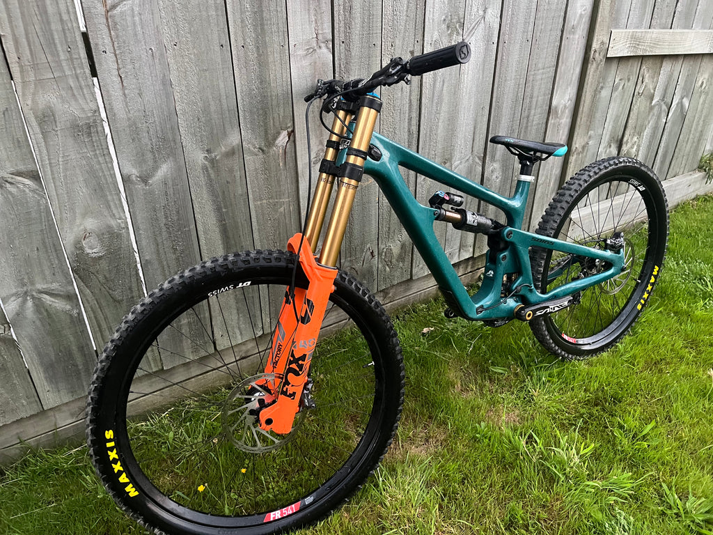 YETI SB165 T-SERIES | MD SPRUCE DH BUILD