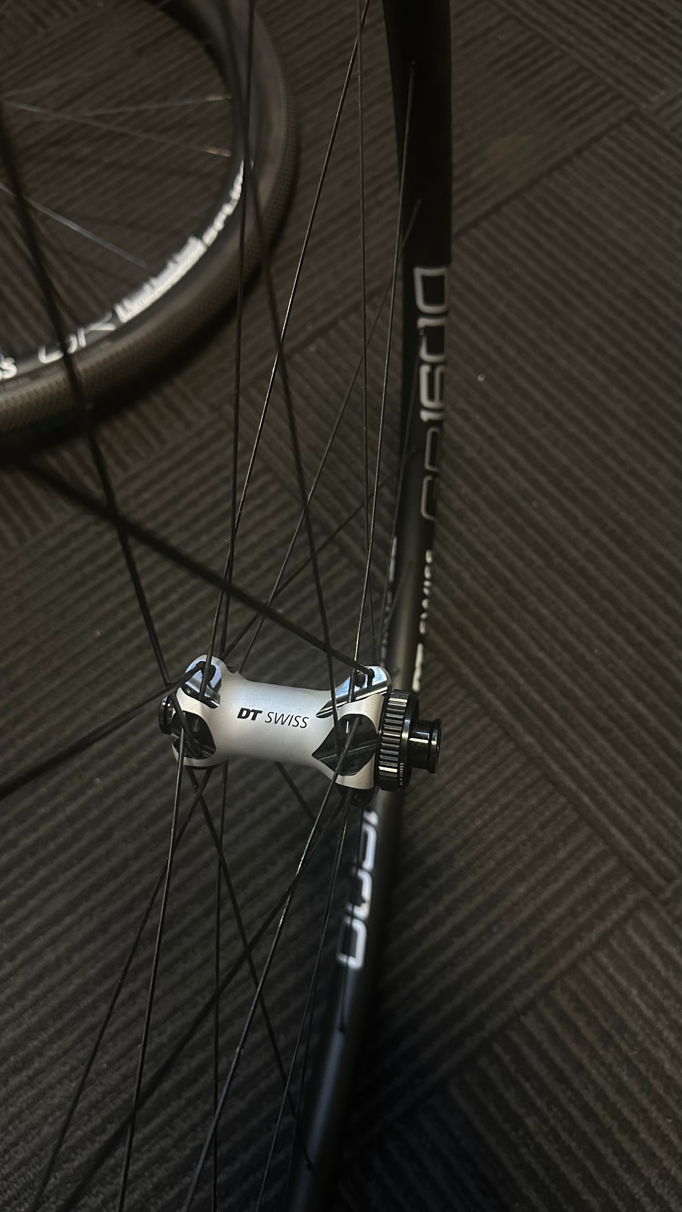 DT SWISS GR1600 700C WHEELSET