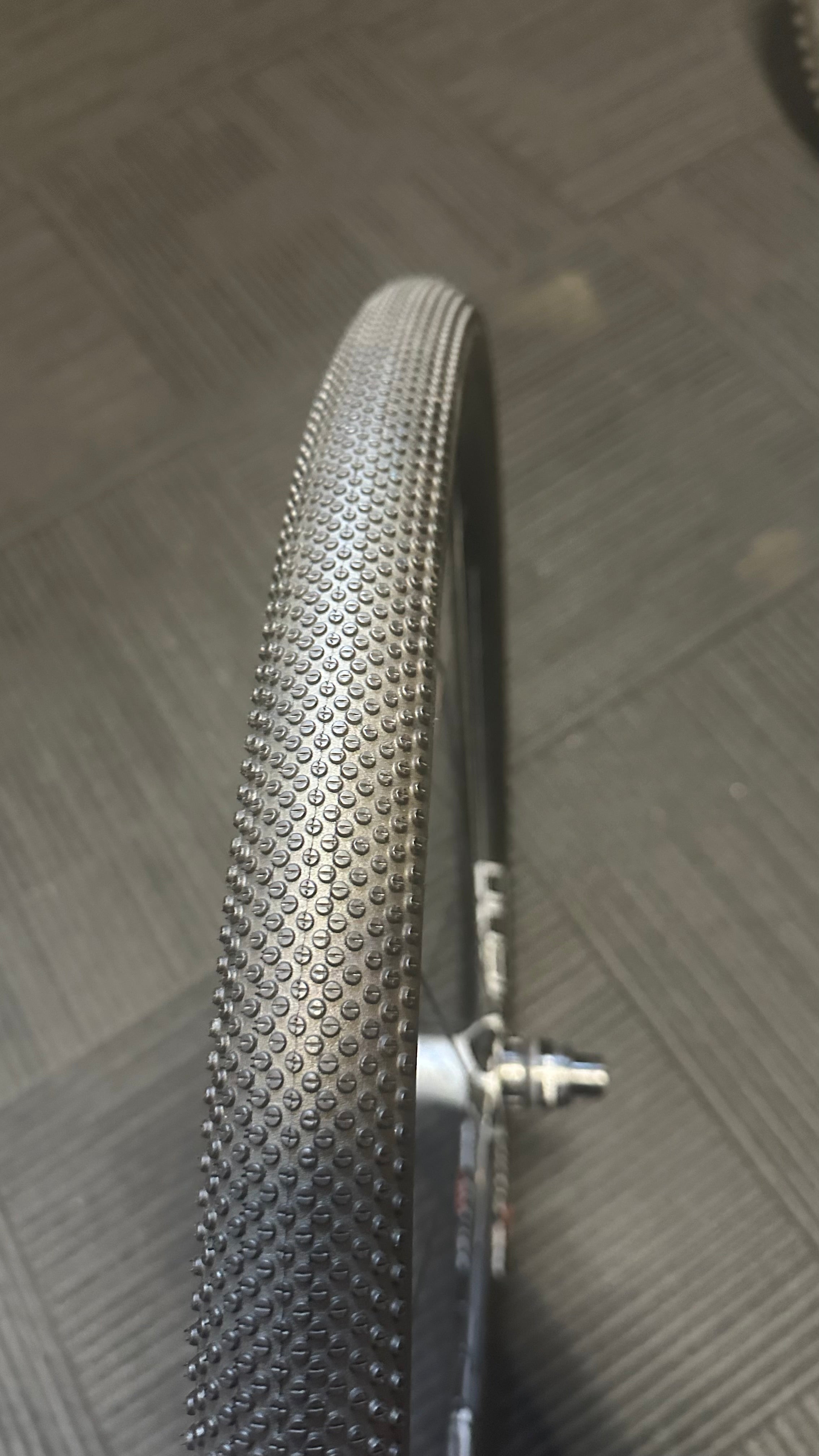 DT SWISS GR1600 700C WHEELSET